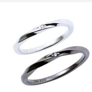 The kiss Japan Brand couple Ring/wedding ring size 9 & 5 /Silver 925/diamond/